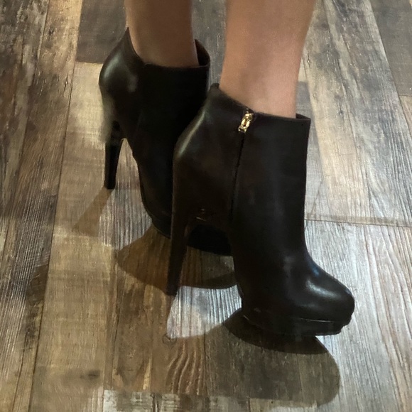 Fendi ankle boots - Picture 11 of 11